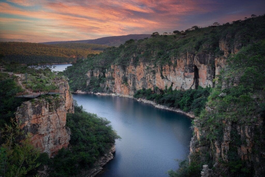 Imagem do Parque Mirante dos Cânions no fim da tarde