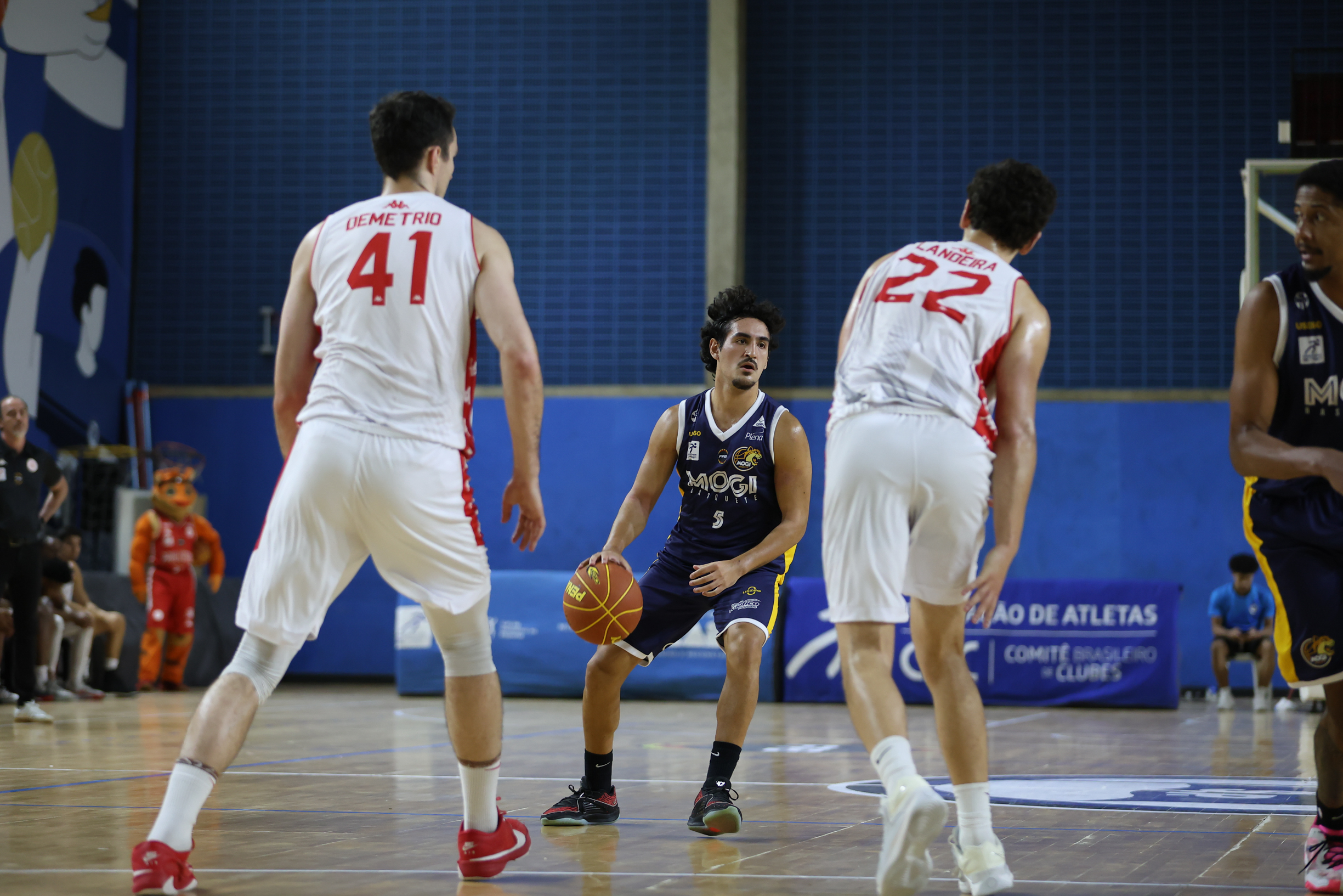 Mogi Basquete perde para o Paulistano e larga atrás nos playoffs - O ...